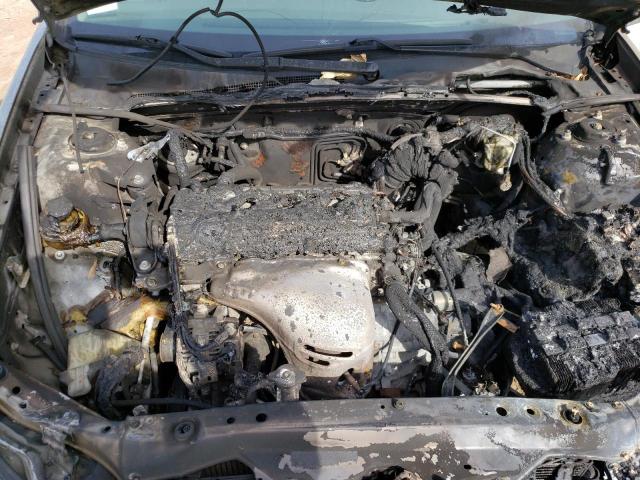 Photo 11 from auction – 2003 TOYOTA CAMRY LE with VIN 4T1BE32K53U720252