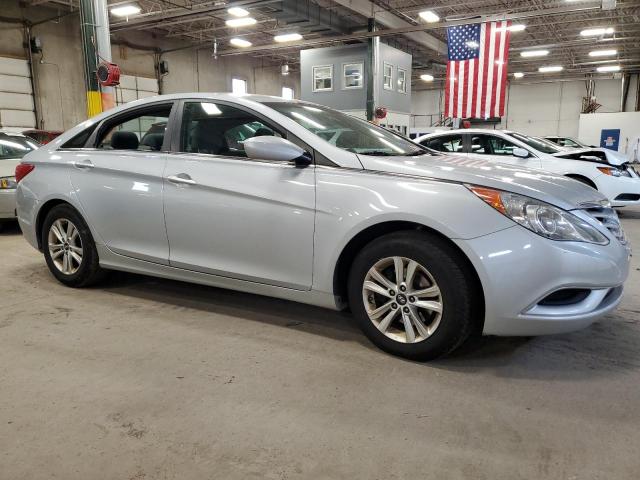 Photo 4 from auction – 2011 HYUNDAI SONATA with VIN 5NPEB4ACXBH011691