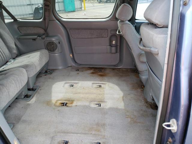 Photo 11 from auction – 2000 TOYOTA SIENNA LE with VIN 4T3ZF13C4YU210495
