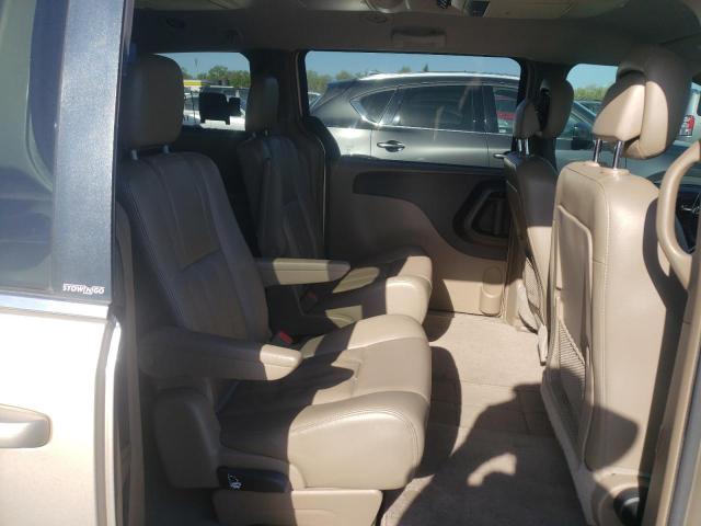 Photo 11 from auction – 2014 CHRYSLER TOWN & COU with VIN 2C4RC1BG4ER115339