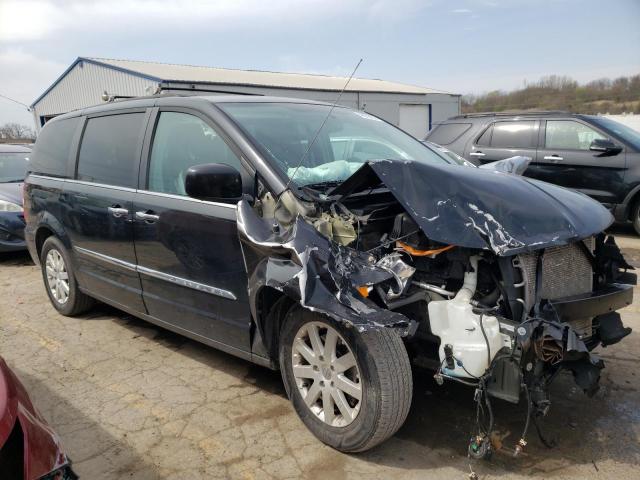 Photo 4 from auction – 2016 CHRYSLER TOWN & COU with VIN 2C4RC1BG8GR305406