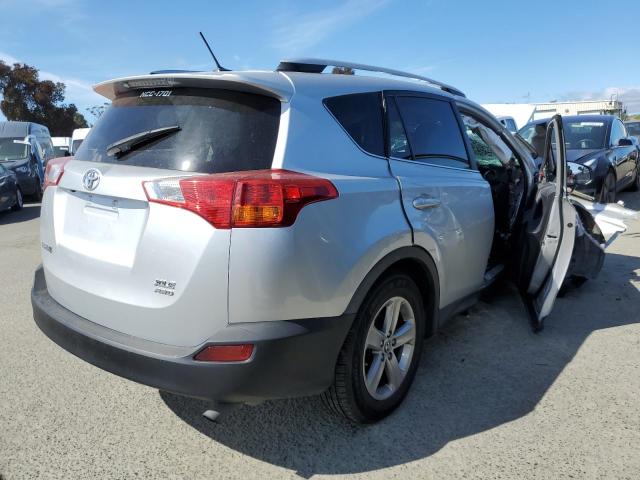 Photo 3 from auction – 2015 TOYOTA RAV4 XLE with VIN 2T3RFREV1FW356668