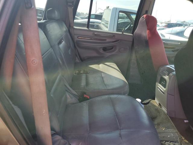 Photo 11 from auction – 2001 LINCOLN NAVIGATOR with VIN 5LMFU28A71LJ08082