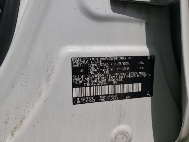 Photo 14 from auction – 2018 TOYOTA RAV4 LE with VIN 2T3BFREV7JW760374