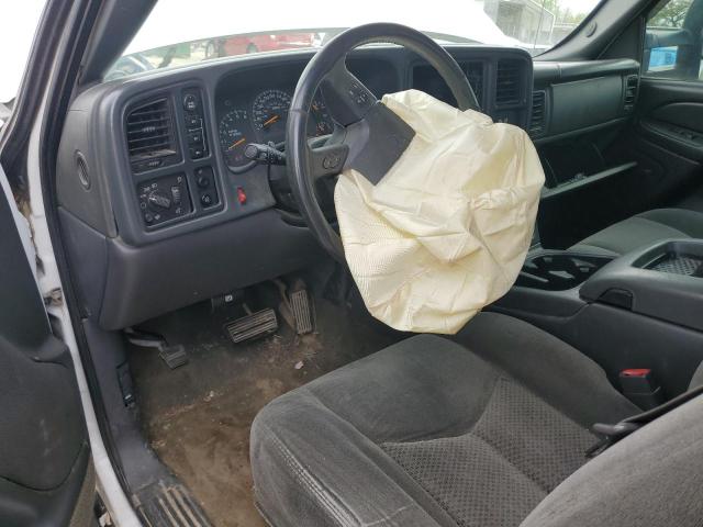 Photo 8 from auction – 2004 CHEVROLET SILVERADO with VIN 1GCEK19T14E187910