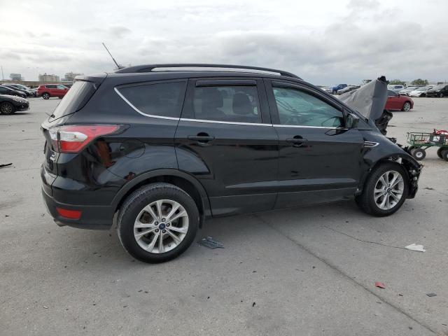 Photo 3 from auction – 2017 FORD ESCAPE SE with VIN 1FMCU0GD1HUA88485