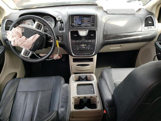 Photo 8 from auction – 2016 CHRYSLER TOWN & COU with VIN 2C4RC1BG8GR305406