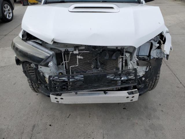 Photo 11 from auction – 2020 TOYOTA 4RUNNER SR with VIN JTEBU5JR2L5831767