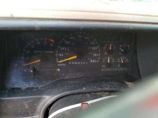 Photo 9 from auction – 1996 CHEVROLET GMT-400 C1 with VIN 1GCEC19R1TE258488