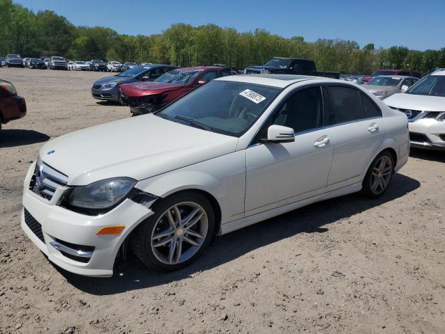 MERCEDES-BENZ C 300 4MAT 2012 with VIN WDDGF8BB6CA653298 - Photo from auction