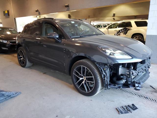 Photo 4 from auction – 2022 PORSCHE MACAN with VIN WP1AA2A59NLB00092