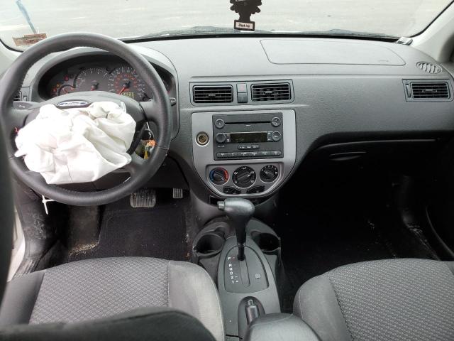 Photo 8 from auction – 2005 FORD FOCUS ZX3 with VIN 3FAFP31N55R117829