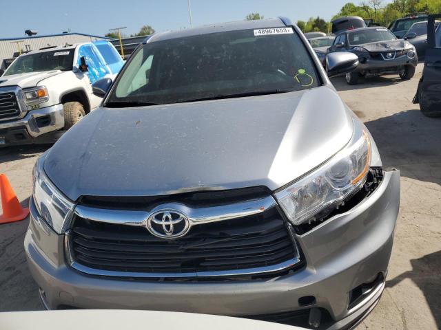 Photo 5 from auction – 2016 TOYOTA HIGHLANDER with VIN 5TDJKRFH1GS286593