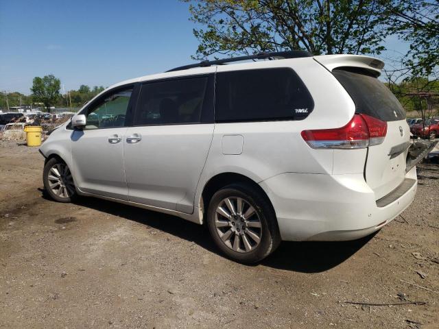 Photo 2 from auction – 2013 TOYOTA SIENNA XLE with VIN 5TDYK3DC2DS297813