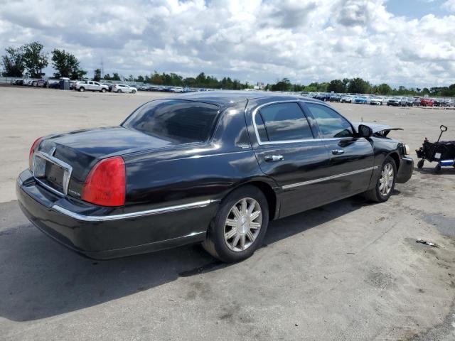 Photo 3 from auction – 2011 LINCOLN TOWN CAR S with VIN 2LNBL8CV2BX754152