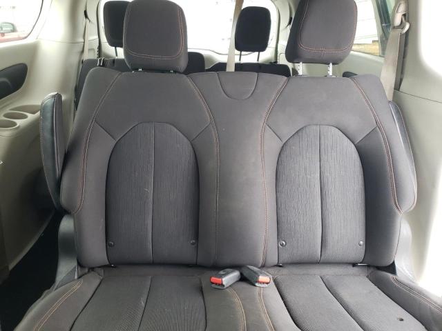 Photo 10 from auction – 2018 CHRYSLER PACIFICA L with VIN 2C4RC1AG2JR114704