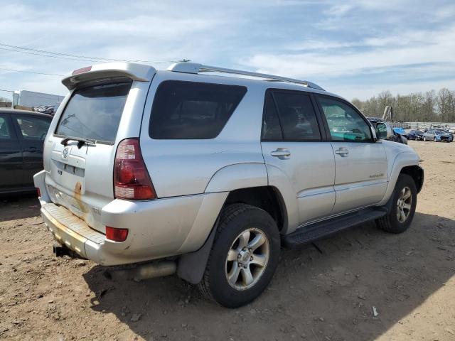 Photo 3 from auction – 2004 TOYOTA 4RUNNER SR with VIN JTEBT14R040043561