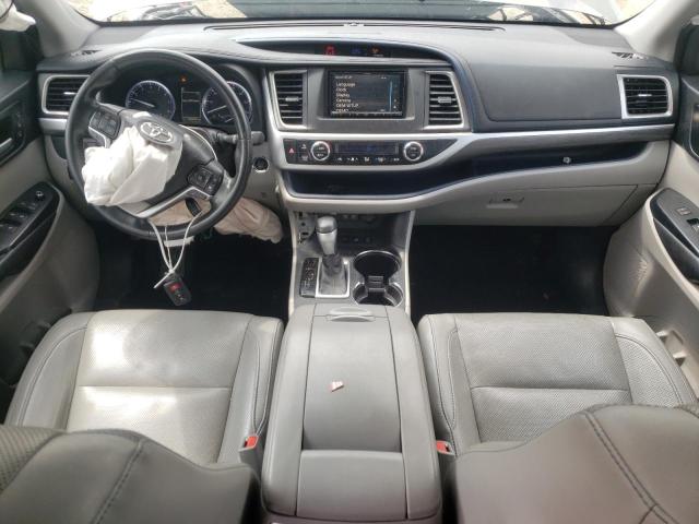 Photo 8 from auction – 2017 TOYOTA HIGHLANDER with VIN 5TDDZRFH2HS452081
