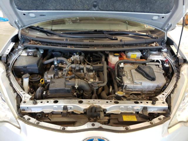 Photo 11 from auction – 2014 TOYOTA PRIUS C with VIN JTDKDTB36E1084901