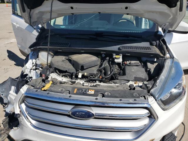 Photo 12 from auction – 2017 FORD ESCAPE SE with VIN 1FMCU9GD8HUD07687