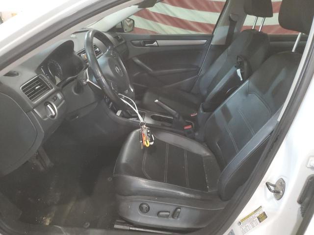 Photo 7 from auction – 2014 VOLKSWAGEN PASSAT SE with VIN 1VWBN7A35EC026656