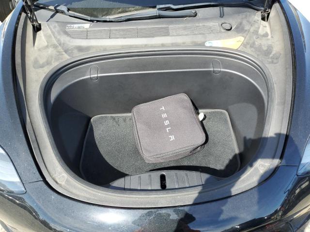 Photo 11 from auction – 2018 TESLA MODEL 3 with VIN 5YJ3E1EA9JF011362