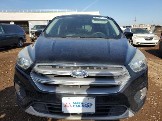 Photo 5 from auction – 2017 FORD ESCAPE SE with VIN 1FMCU0GDXHUD10179