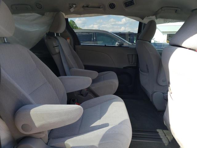 Photo 11 from auction – 2017 TOYOTA SIENNA LE with VIN 5TDKZ3DC5HS885082