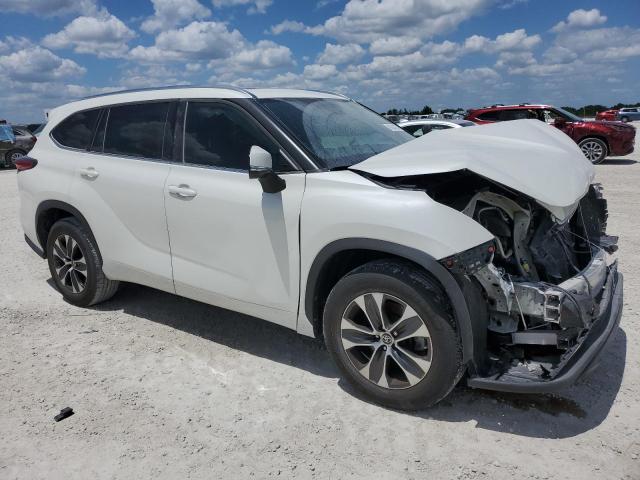 Photo 4 from auction – 2020 TOYOTA HIGHLANDER with VIN 5TDGZRAH0LS500321