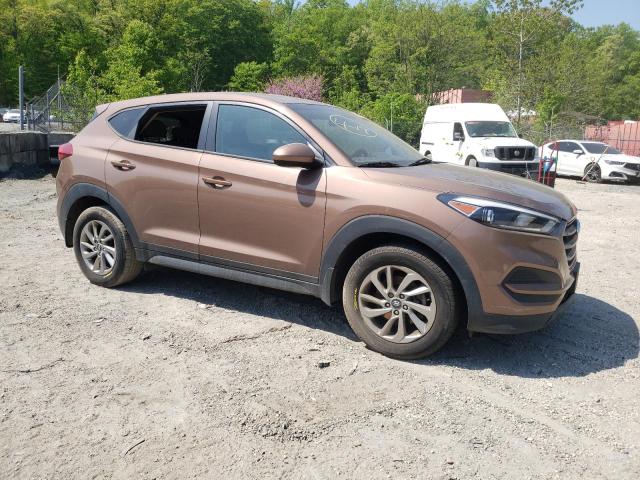 Photo 4 from auction – 2016 HYUNDAI TUCSON SE with VIN KM8J23A44GU166120