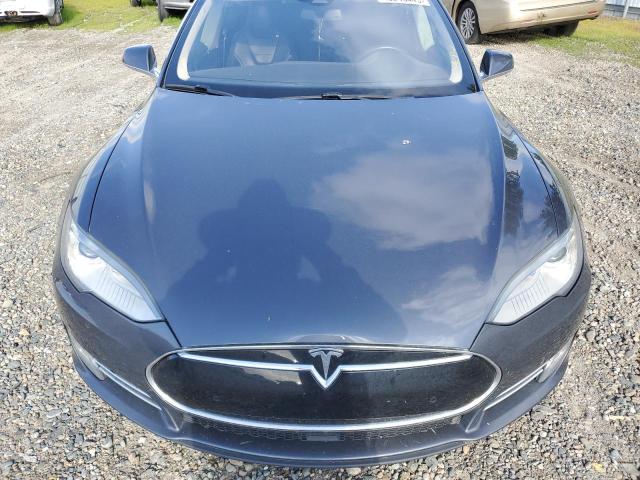 Photo 11 from auction – 2015 TESLA MODEL S with VIN 5YJSA1E27FF107840
