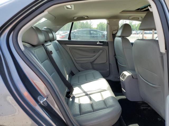 Photo 10 from auction – 2007 VOLKSWAGEN JETTA WOLF with VIN 3VWEF71K07M138364