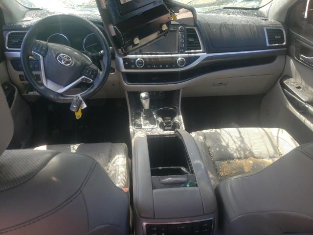 Photo 8 from auction – 2018 TOYOTA HIGHLANDER with VIN 5TDDZRFH8JS875754