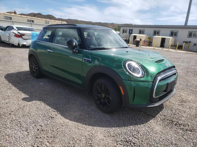 Photo 4 from auction – 2022 MINI COOPER SE with VIN WMW13DJ01N2R38227