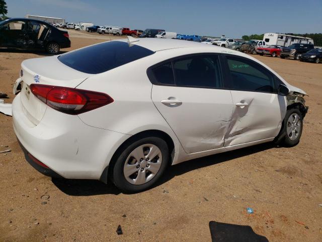 Photo 3 from auction – 2018 KIA FORTE LX with VIN 3KPFK4A72JE175771