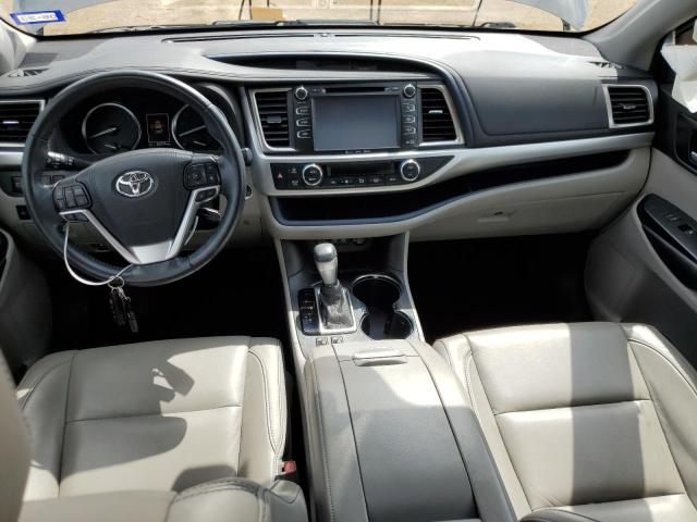 Photo 8 from auction – 2017 TOYOTA HIGHLANDER with VIN 5TDKZRFH5HS521336