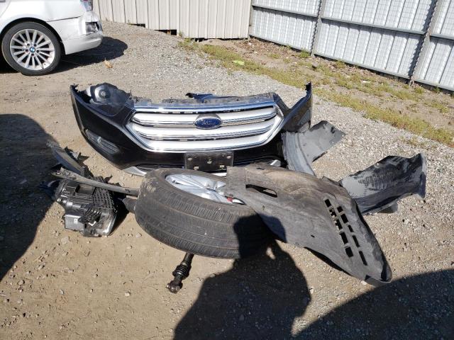 Photo 12 from auction – 2017 FORD ESCAPE SE with VIN 1FMCU0GD6HUE09646