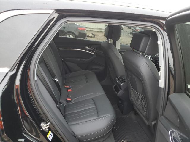 Photo 11 from auction – 2019 AUDI E-TRON PRE with VIN WA1LAAGE5KB009439