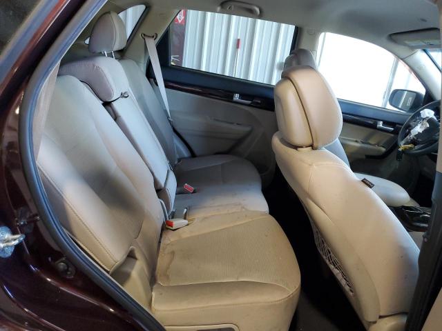 Photo 11 from auction – 2015 KIA SORENTO LX with VIN 5XYKT3A68FG583277