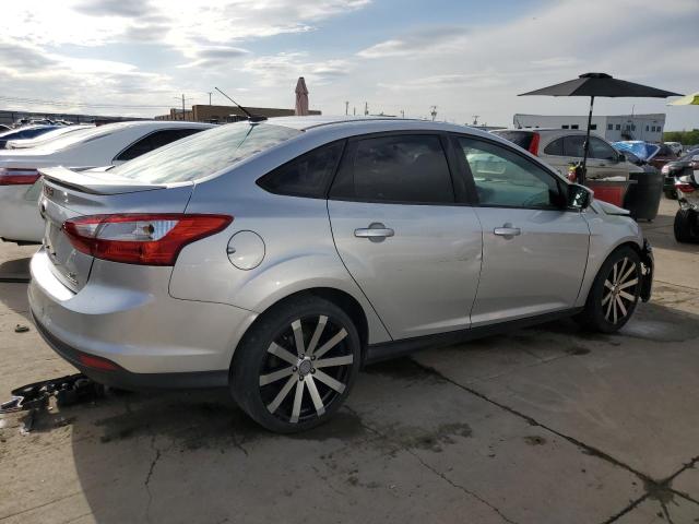 Zdjęcie 3 z aukcji – 2013 FORD FOCUS SE z VIN 1FADP3F25DL204214