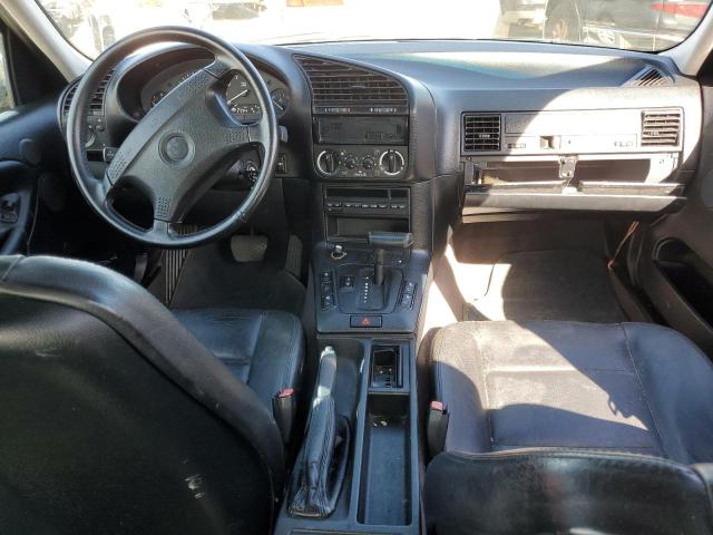 Photo 8 from auction – 1992 BMW 325 I AUTO with VIN WBACB4317NFF77311