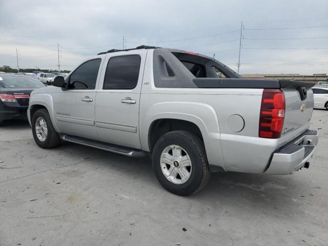 Photo 2 from auction – 2010 CHEVROLET AVALANCHE with VIN 3GNVKFE08AG215819