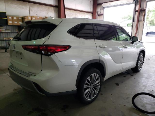 Photo 3 from auction – 2021 TOYOTA HIGHLANDER with VIN 5TDFZRAH1MS037828