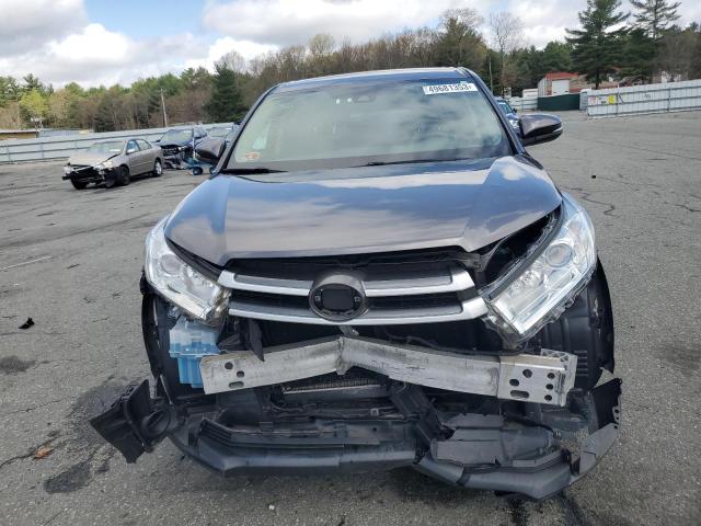 Photo 5 from auction – 2017 TOYOTA HIGHLANDER with VIN 5TDZARFH5HS025992