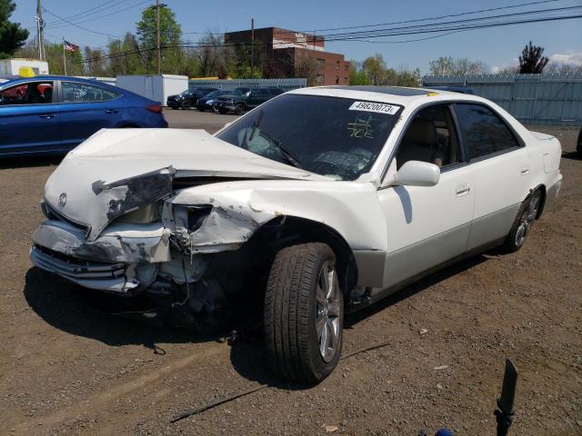 LEXUS ES 300 2000 with VIN JT8BF28G7Y0248213 - Photo from auction