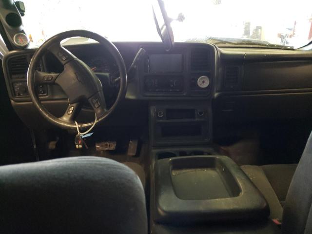 Photo 8 from auction – 2004 CHEVROLET SILVERADO with VIN 1GCHK29104E159341