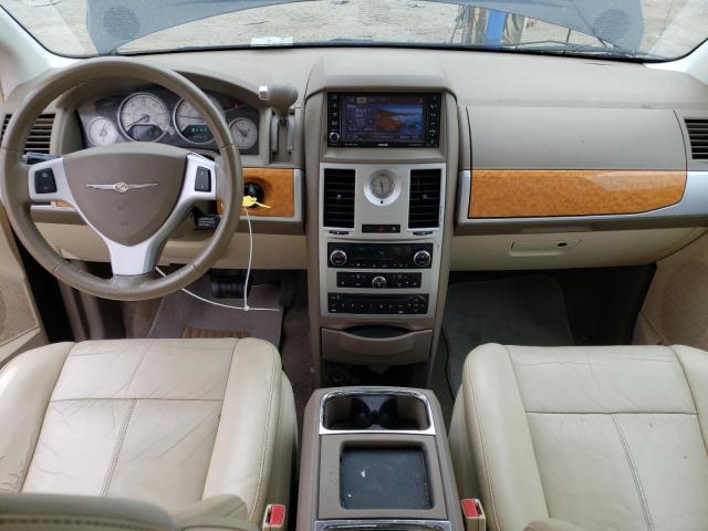 Photo 8 from auction – 2010 CHRYSLER TOWN & COU with VIN 2A4RR6DX8AR142086