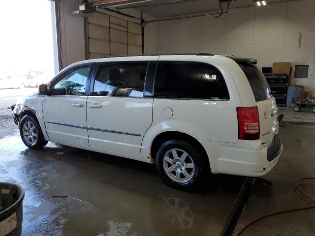 Photo 2 from auction – 2010 CHRYSLER TOWN & COU with VIN 2A4RR8D14AR361280