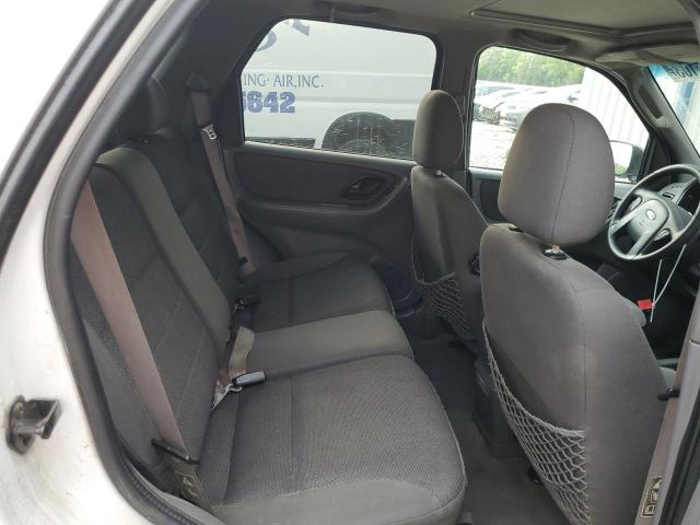 Photo 11 from auction – 2002 FORD ESCAPE XLT with VIN 1FMYU03172KA27128