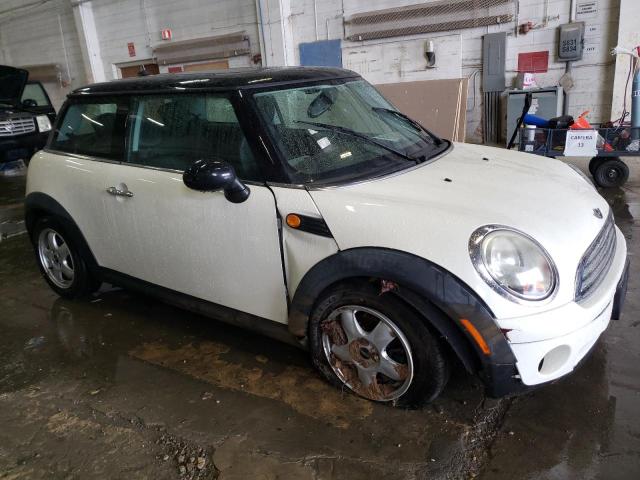Photo 4 from auction – 2010 MINI COOPER with VIN WMWMF3C59ATZ65641